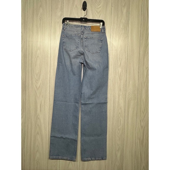 ASOS Design High Rise Straight Leg Jeans Light Wash Denim Casual - Picture 2 of 5